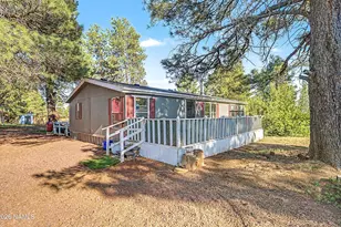 3025 S Sycamore Cyn Dr, Parks, AZ 86018 - Photo 1