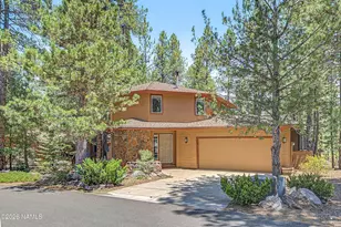 2302 Tom McMillan Cir, Flagstaff, AZ 86005 - Photo 2