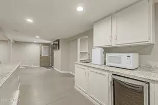 2302 Tom McMillan Cir, Flagstaff, AZ 86005 - Photo 34