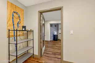 1300 N Rim Dr, Flagstaff, AZ 86001 - Photo 10
