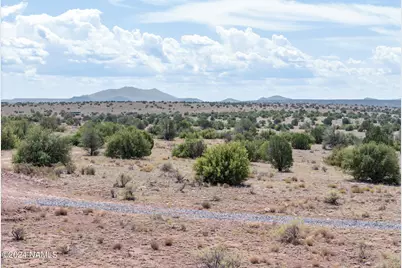 5724 W Blue Star Trail, Williams, AZ 86046 - Photo 2