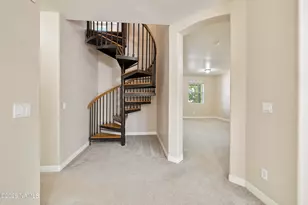 537 W Nugget Trail, Flagstaff, AZ 86005 - Photo 10