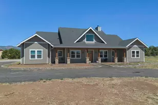 9821 E Jordan Ln, Flagstaff, AZ 86004 - Photo 1