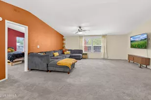 1667 W Shellie Dr, Flagstaff, AZ 86001 - Photo 6