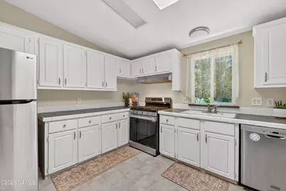 1667 W Shellie Drive, Flagstaff, AZ 86001 - Photo 10
