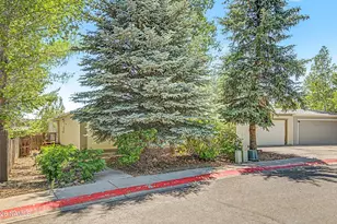 1667 W Shellie Dr, Flagstaff, AZ 86001 - Photo 2