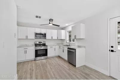2829 N Schevene Boulevard, Flagstaff, AZ 86004 - Photo 8