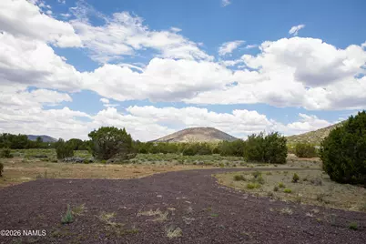 5124 N Wilshire Drive, Williams, AZ 86046 - Photo 2