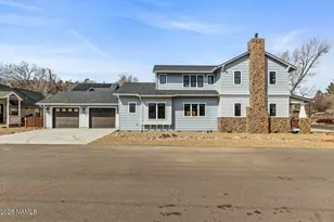 803 W Aspen Ave, Flagstaff, AZ 86001 - Photo 4