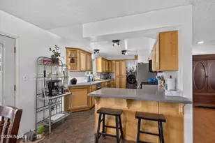 7697 Saturn Dr, Flagstaff, AZ 86004 - Photo 12