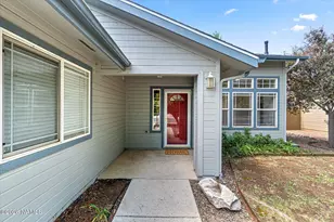 6873 E Eagle Crest Dr, Flagstaff, AZ 86004 - Photo 2