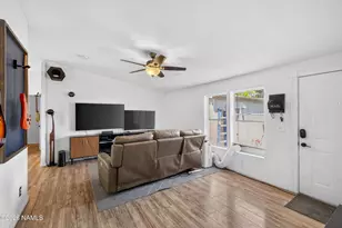 1471 S Mark Ln, Flagstaff, AZ 86001 - Photo 4