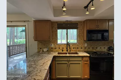 1665 N Lakeview Lane, Flagstaff, AZ 86004 - Photo 2