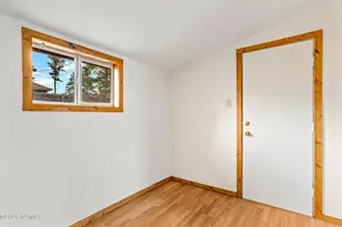 937 Omaha, Flagstaff, AZ 86005 - Photo 12