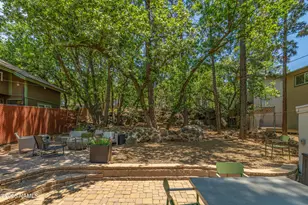 1410 N Rim Dr, Flagstaff, AZ 86001 - Photo 4