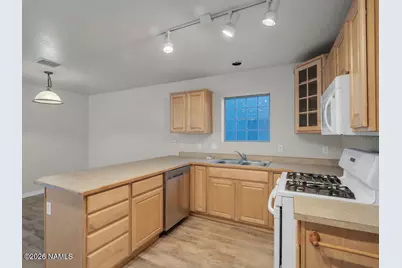 1788 W Camelot Drive, Flagstaff, AZ 86001 - Photo 6