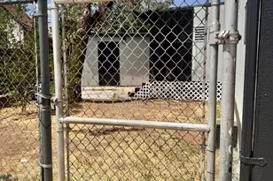 1033 N Kinsley Ave, Winslow, AZ 86047 - Photo 4