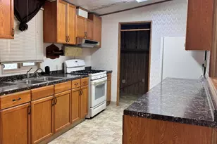1033 N Kinsley Ave, Winslow, AZ 86047 - Photo 12