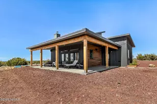 10204 S Cougar Ct, Williams, AZ 86046 - Photo 2