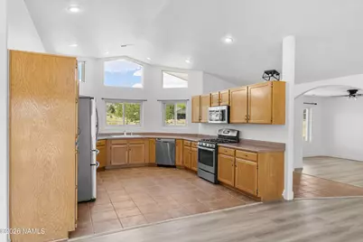 8400 Arroyo Trail, Flagstaff, AZ 86004 - Photo 32