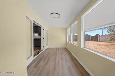 2010 E Balsam Avenue, Mesa, AZ 85204 - Photo 10