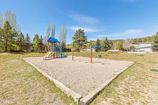 1795 W Shellie Dr, Flagstaff, AZ 86001 - Photo 38