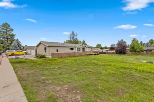 1795 W Shellie Dr, Flagstaff, AZ 86001 - Photo 2