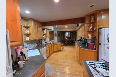 1455 E Puma Place #Pinewood Unit 12, Munds Park, AZ 86017 - Photo 16