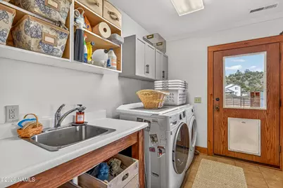 8140 Sleeping Dog Road, Flagstaff, AZ 86004 - Photo 34