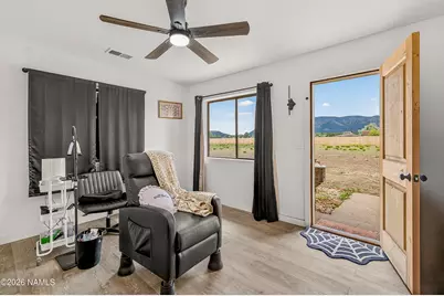 6910 Chris Lane, Flagstaff, AZ 86004 - Photo 16