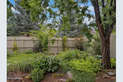 126 W Juniper Avenue, Flagstaff, AZ 86001 - Photo 22