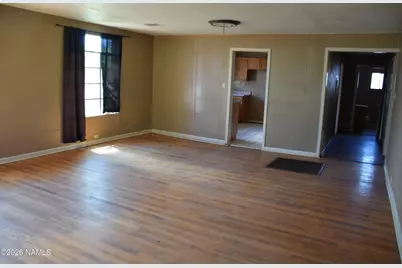 333 W Mahoney Street, Winslow, AZ 86047 - Photo 6