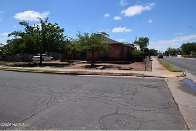 333 W Mahoney Street, Winslow, AZ 86047 - Photo 1