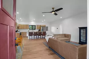 5646 N Wilshire Dr, Williams, AZ 86046 - Photo 6