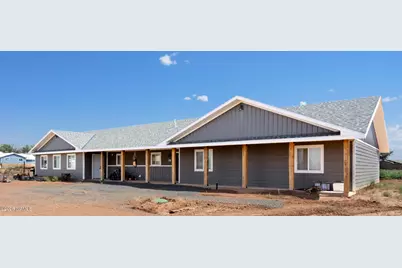 1211 Heywood Avenue, Holbrook, AZ 86025 - Photo 1