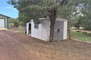 1112 E Tamarack St, Williams, AZ 86046 - Photo 14