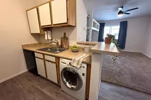 1185 W University Ave, Flagstaff, AZ 86001 - Photo 16