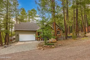 290 N Lodge Dr, Munds Park, AZ 86017 - Photo 1