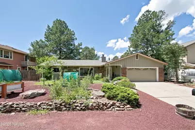 413 N James Street, Flagstaff, AZ 86001 - Photo 2