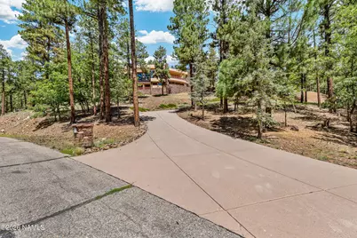 1520 W Tolchaco Road, Flagstaff, AZ 86001 - Photo 16