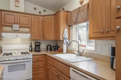 17215 Creekside Place, Munds Park, AZ 86017 - Photo 14