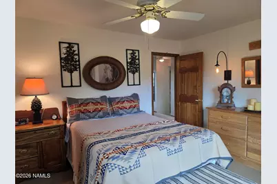 8025 Lawrence Drive, Flagstaff, AZ 86004 - Photo 26