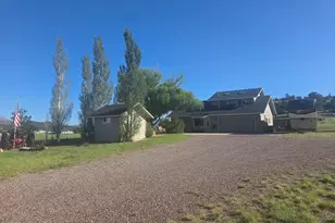 8025 Lawrence Dr, Flagstaff, AZ 86004 - Photo 60