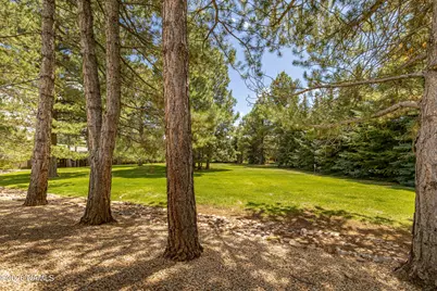 6001 E Laurel Loop, Flagstaff, AZ 86004 - Photo 20