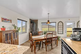 9053 W Los Altos Dr, Flagstaff, AZ 86001 - Photo 18