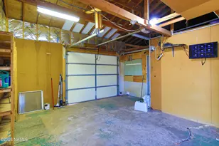 1220 N Park Dr, Winslow, AZ 86047 - Photo 32