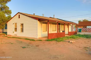 1220 N Park Dr, Winslow, AZ 86047 - Photo 2