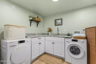 3216 S Gillenwater Dr, Flagstaff, AZ 86005 - Photo 28