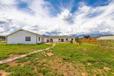 8195 Lookout View Trail, Flagstaff, AZ 86004 - Photo 36