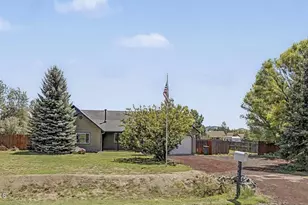 9907 Heritage Dr, Flagstaff, AZ 86004 - Photo 1